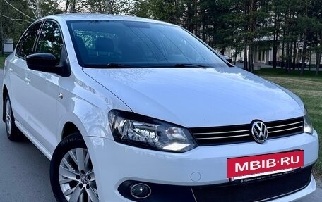 Volkswagen Polo VI (EU Market), 2014 год, 999 999 рублей, 2 фотография