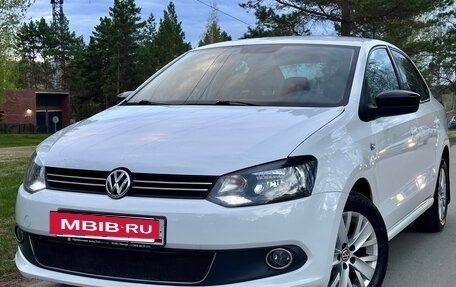 Volkswagen Polo VI (EU Market), 2014 год, 999 999 рублей, 6 фотография