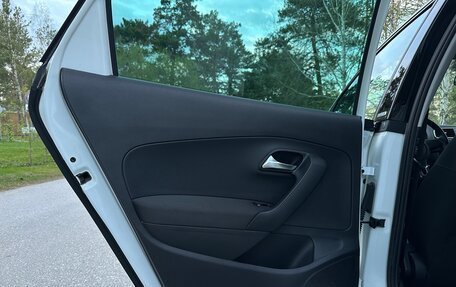 Volkswagen Polo VI (EU Market), 2014 год, 999 999 рублей, 23 фотография