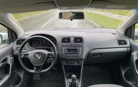 Volkswagen Polo VI (EU Market), 2015 год, 850 000 рублей, 12 фотография