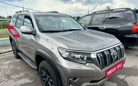 Toyota Land Cruiser Prado 150 рестайлинг 2, 2019 год, 4 999 000 рублей, 2 фотография