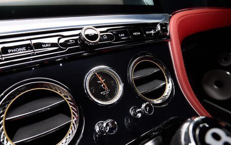 Bentley Continental GT III, 2018 год, 18 900 000 рублей, 29 фотография