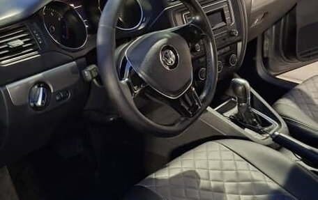 Volkswagen Jetta VI, 2016 год, 1 250 000 рублей, 6 фотография
