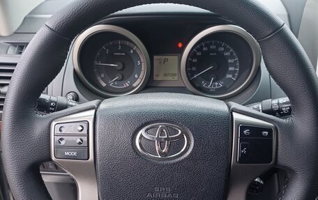 Toyota Land Cruiser Prado 150 рестайлинг 2, 2012 год, 3 300 000 рублей, 21 фотография