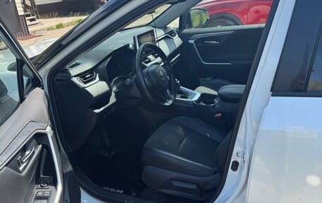Toyota RAV4, 2022 год, 3 750 000 рублей, 7 фотография