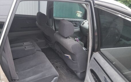 Toyota Nadia, 2001 год, 650 000 рублей, 12 фотография