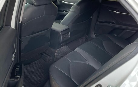 Toyota Camry, 2019 год, 3 500 000 рублей, 4 фотография