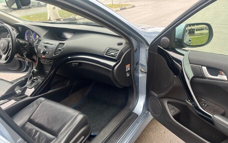 Honda Accord VIII рестайлинг, 2011 год, 1 300 000 рублей, 10 фотография