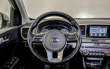 KIA Sportage IV рестайлинг, 2018 год, 2 350 000 рублей, 22 фотография