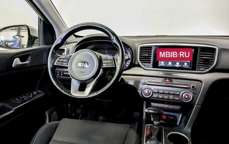KIA Sportage IV рестайлинг, 2018 год, 2 350 000 рублей, 30 фотография