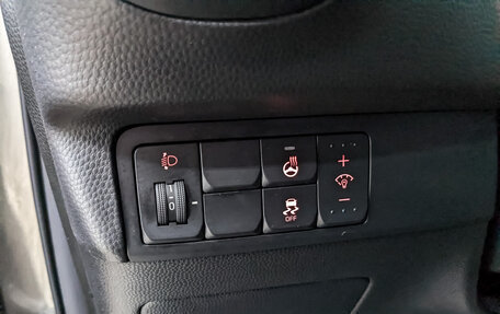 KIA Soul II рестайлинг, 2018 год, 1 575 000 рублей, 25 фотография