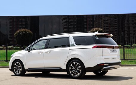 KIA Carnival, 2021 год, 3 900 000 рублей, 4 фотография