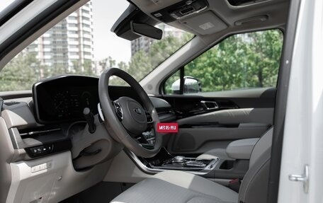 KIA Carnival, 2021 год, 3 900 000 рублей, 12 фотография