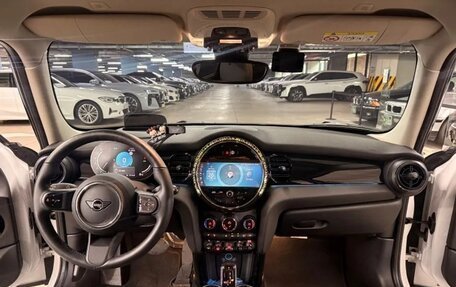 MINI Clubman, 2022 год, 2 057 080 рублей, 5 фотография