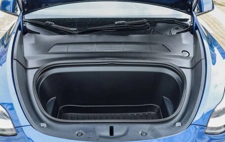 Tesla Model Y I, 2021 год, 3 000 000 рублей, 5 фотография