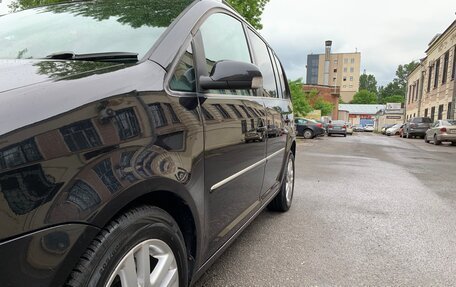 Volkswagen Touran III, 2008 год, 900 000 рублей, 5 фотография