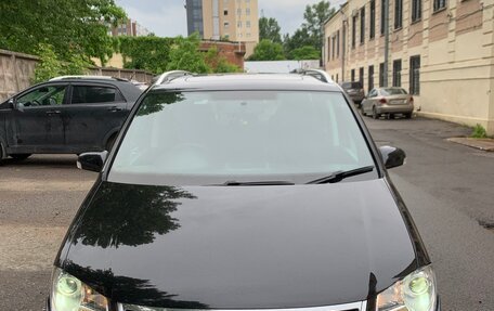 Volkswagen Touran III, 2008 год, 900 000 рублей, 2 фотография