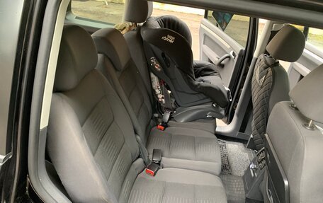 Volkswagen Touran III, 2008 год, 900 000 рублей, 11 фотография