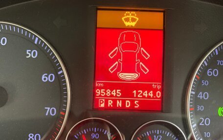 Volkswagen Touran III, 2008 год, 900 000 рублей, 16 фотография
