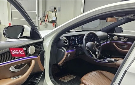 Mercedes-Benz E-Класс, 2022 год, 5 387 000 рублей, 4 фотография