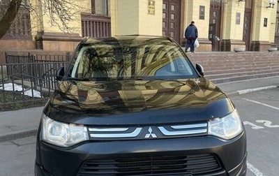 Mitsubishi Outlander III рестайлинг 3, 2013 год, 1 550 000 рублей, 1 фотография