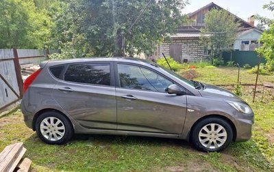Hyundai Solaris II рестайлинг, 2011 год, 680 000 рублей, 1 фотография