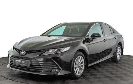 Toyota Camry, 2021 год, 2 650 000 рублей, 1 фотография