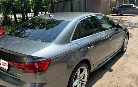 Audi A4, 2017 год, 2 800 000 рублей, 7 фотография