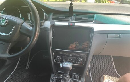 Skoda Superb III рестайлинг, 2010 год, 920 000 рублей, 7 фотография