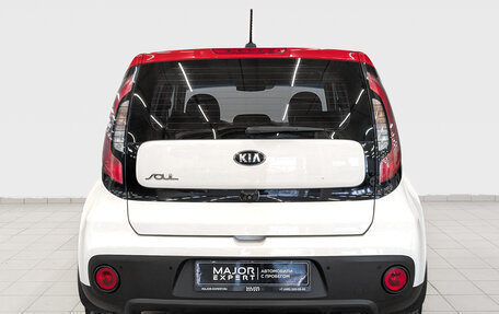 KIA Soul II рестайлинг, 2018 год, 1 650 000 рублей, 6 фотография