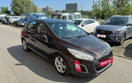 Peugeot 308 II, 2011 год, 790 000 рублей, 3 фотография