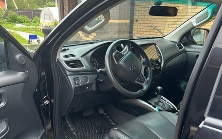 Mitsubishi L200 IV рестайлинг, 2022 год, 4 000 000 рублей, 10 фотография