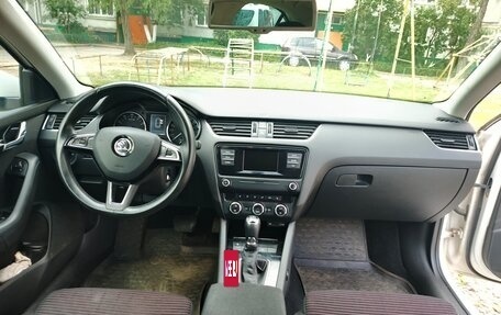 Skoda Octavia, 2015 год, 1 350 000 рублей, 14 фотография