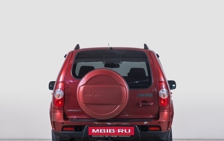 Chevrolet Niva I рестайлинг, 2018 год, 849 000 рублей, 5 фотография
