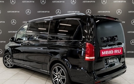 Mercedes-Benz V-Класс, 2022 год, 7 000 000 рублей, 7 фотография