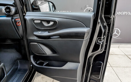 Mercedes-Benz V-Класс, 2022 год, 7 000 000 рублей, 25 фотография