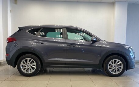 Hyundai Tucson III, 2018 год, 2 090 000 рублей, 4 фотография