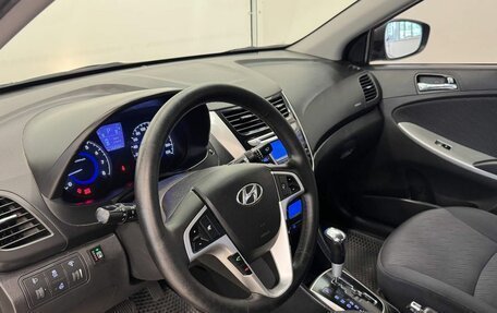 Hyundai Solaris II рестайлинг, 2013 год, 975 000 рублей, 12 фотография