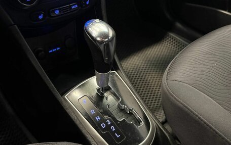 Hyundai Solaris II рестайлинг, 2013 год, 975 000 рублей, 18 фотография