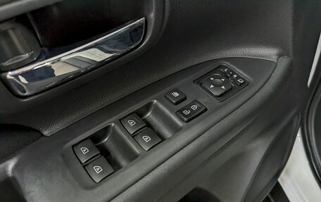 Mitsubishi Outlander III рестайлинг 3, 2018 год, 1 780 000 рублей, 12 фотография