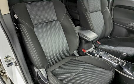Mitsubishi Outlander III рестайлинг 3, 2018 год, 1 780 000 рублей, 20 фотография