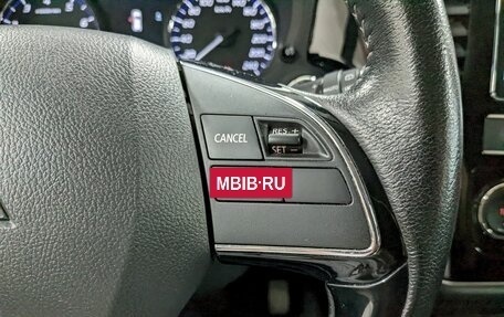 Mitsubishi Outlander III рестайлинг 3, 2018 год, 1 780 000 рублей, 27 фотография