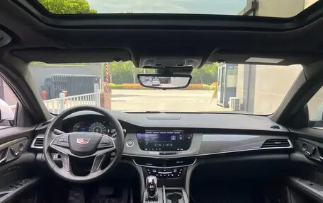Cadillac CT6 I, 2022 год, 2 630 000 рублей, 10 фотография