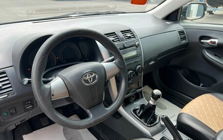 Toyota Corolla, 2011 год, 859 000 рублей, 11 фотография