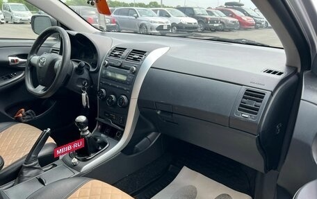 Toyota Corolla, 2011 год, 859 000 рублей, 12 фотография
