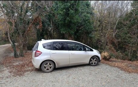 Honda Fit III, 2008 год, 670 000 рублей, 5 фотография