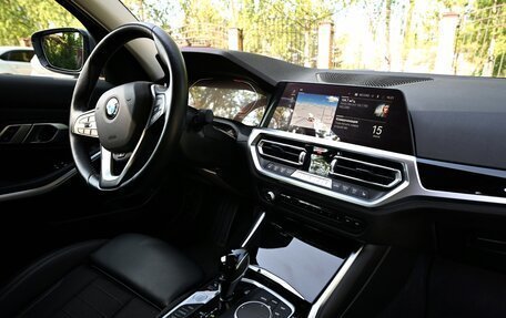 BMW 3 серия, 2021 год, 3 350 000 рублей, 11 фотография