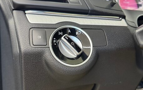 Mercedes-Benz E-Класс, 2011 год, 2 100 000 рублей, 12 фотография