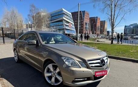 Mercedes-Benz E-Класс, 2011 год, 2 100 000 рублей, 7 фотография