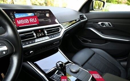 BMW 3 серия, 2021 год, 3 350 000 рублей, 16 фотография